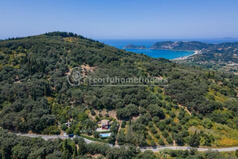 Aerial distance to the sea