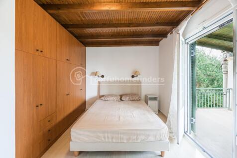 Bedroom 2 wardrobes