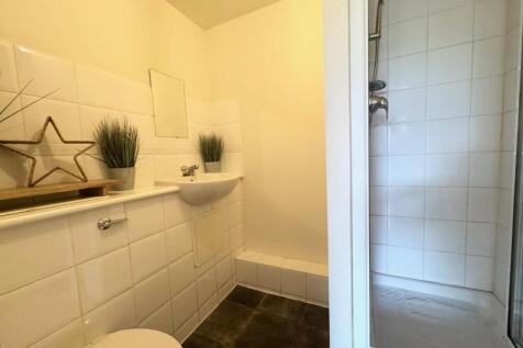 Ensuite.jpg