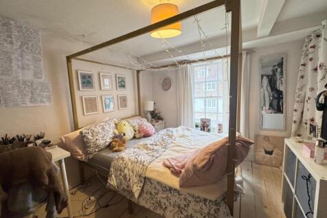 Bedroom 2.jpg