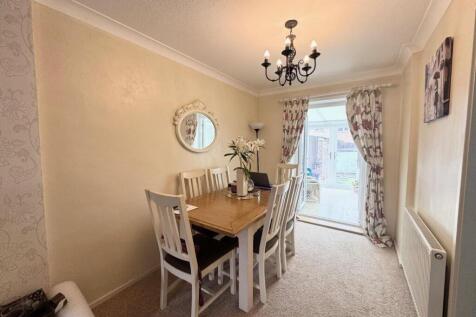 Dining Room.jpg
