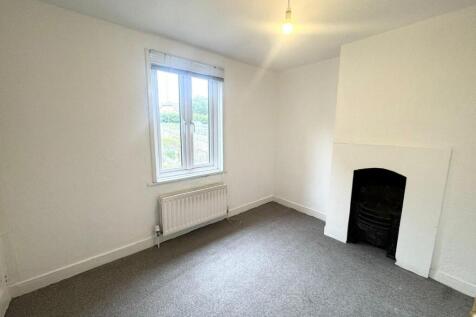 bedroom 3.jpg