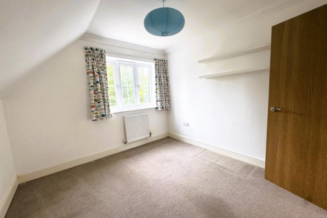 Bedroom 5.png
