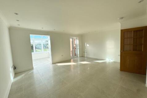 living area .jpg