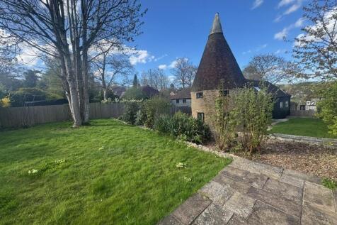 External 4 + Garden.jpg