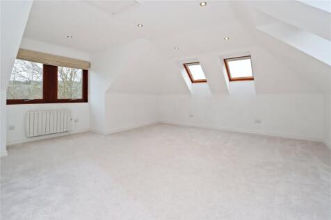 Main Bedroom Pic1