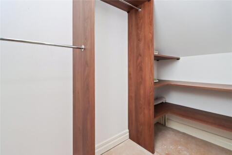 Walk-In Wardrobe