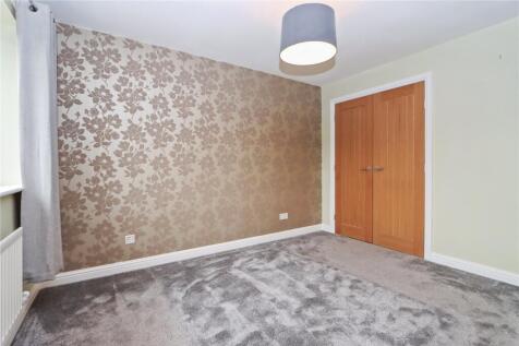 Bedroom 1 Pic 1