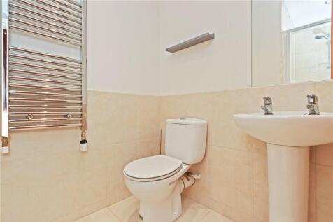 En Suite Pic 2