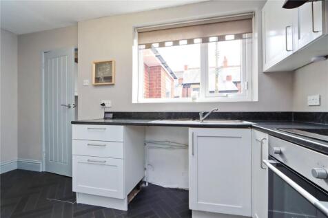Kitchen Pic 2