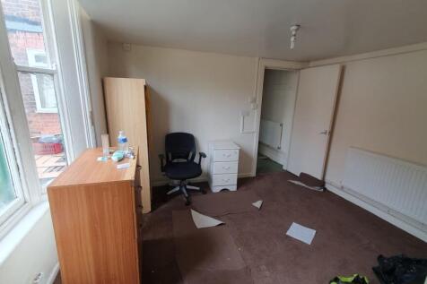 FLAT 1A (REAR)