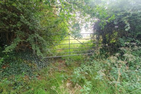 Gated Entrance off Hillwood Road