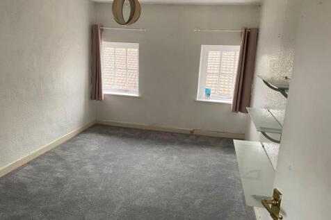 FLAT 5