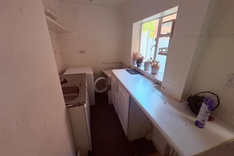 Flat 1