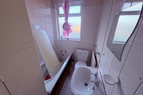 Flat 1