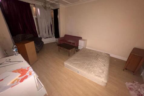 Flat 1