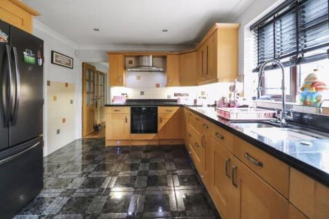 Kitchen / Breakfast Room