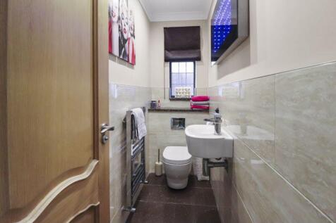 Ground Floor Cloakroom