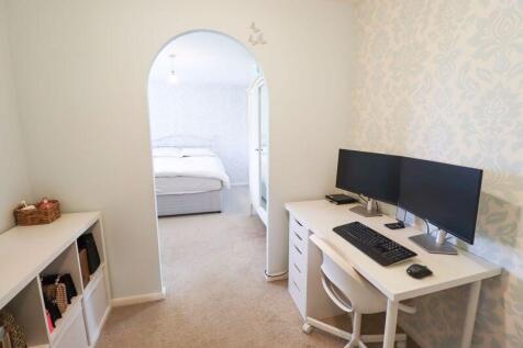 Office/Dressing Room