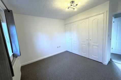 e045f464-ebdd-400...