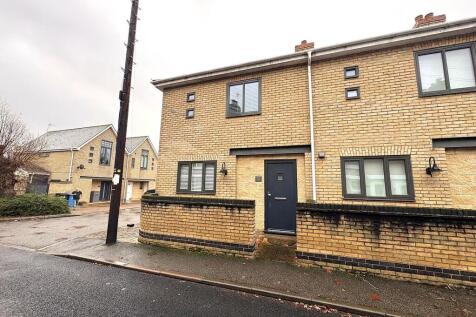 WhatsApp Image 20...