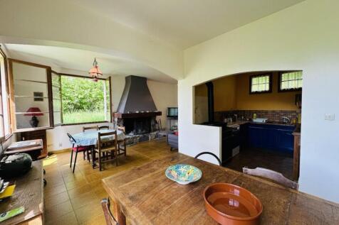 Property Image 8