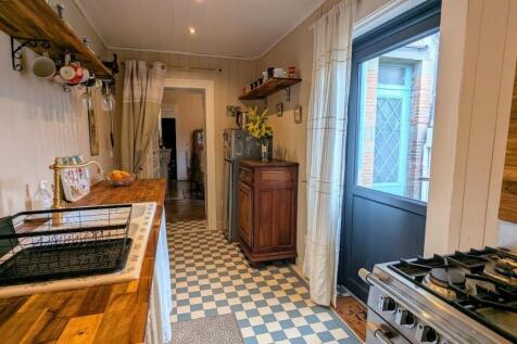 Property Image 6