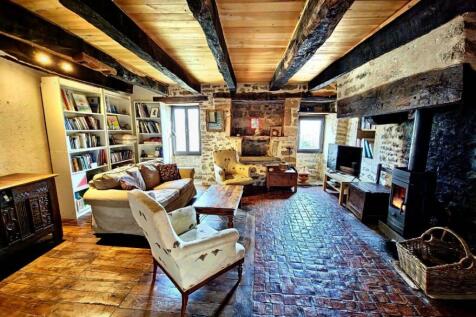 Property Image 4