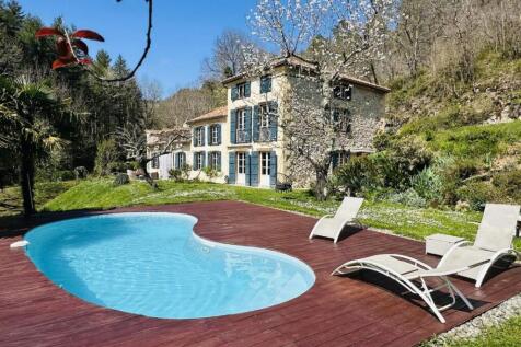 Property Image 1