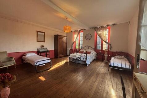 Property Image 9