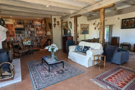 Property Image 8