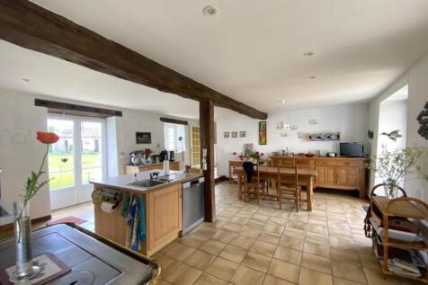 Property Image 6