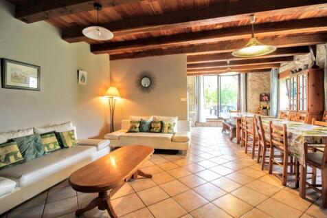 Property Image 8