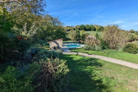 Property Image 6