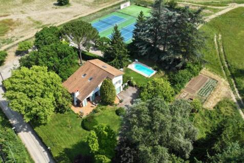 Property Image 4