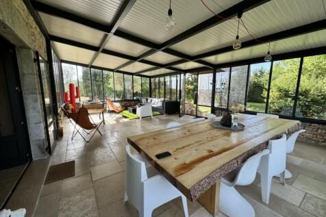 Property Image 6