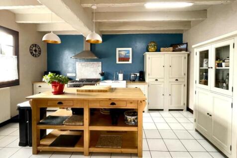 Property Image 4