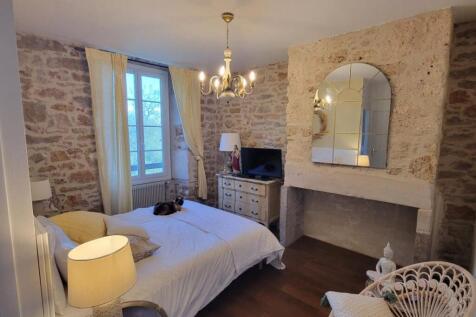 Property Image 4