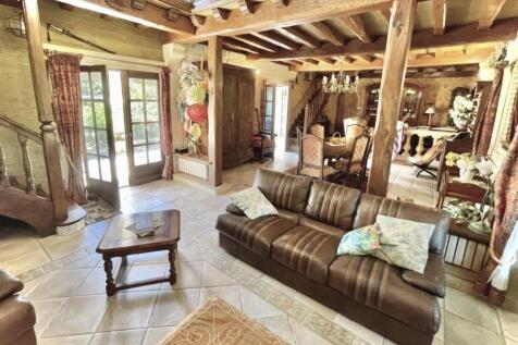 Property Image 11