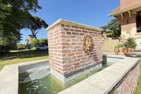 Property Image 9