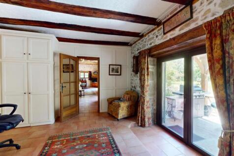 Property Image 12