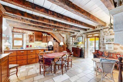 Property Image 6