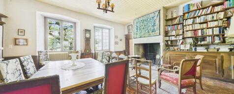 Property Image 4