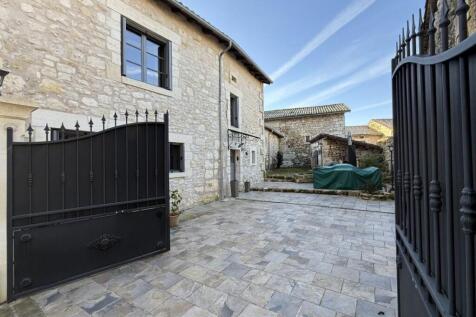 Property Image 15