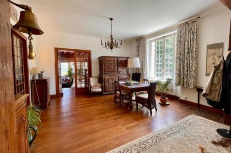 Property Image 9
