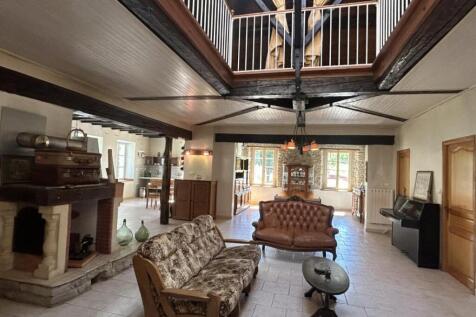 Property Image 4