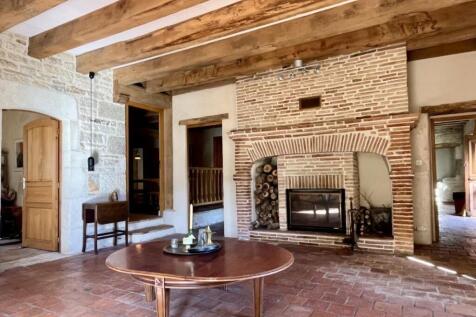 Property Image 4