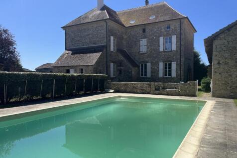 Property Image 1