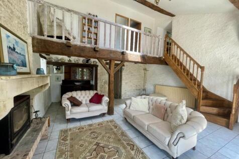 Property Image 4