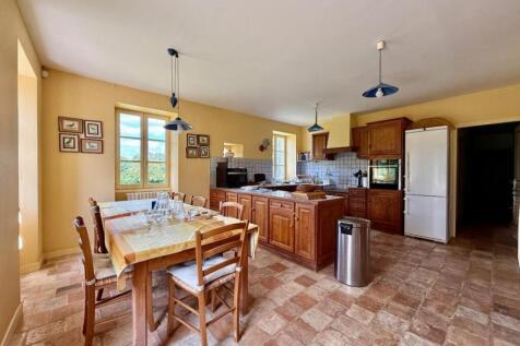 Property Image 9